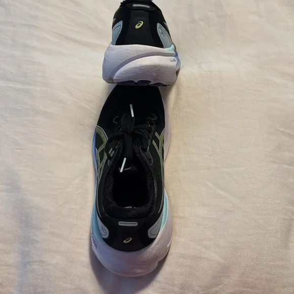 ASICS GEL-KAYANO 30, size 8.5 US - Picture 8 of 10